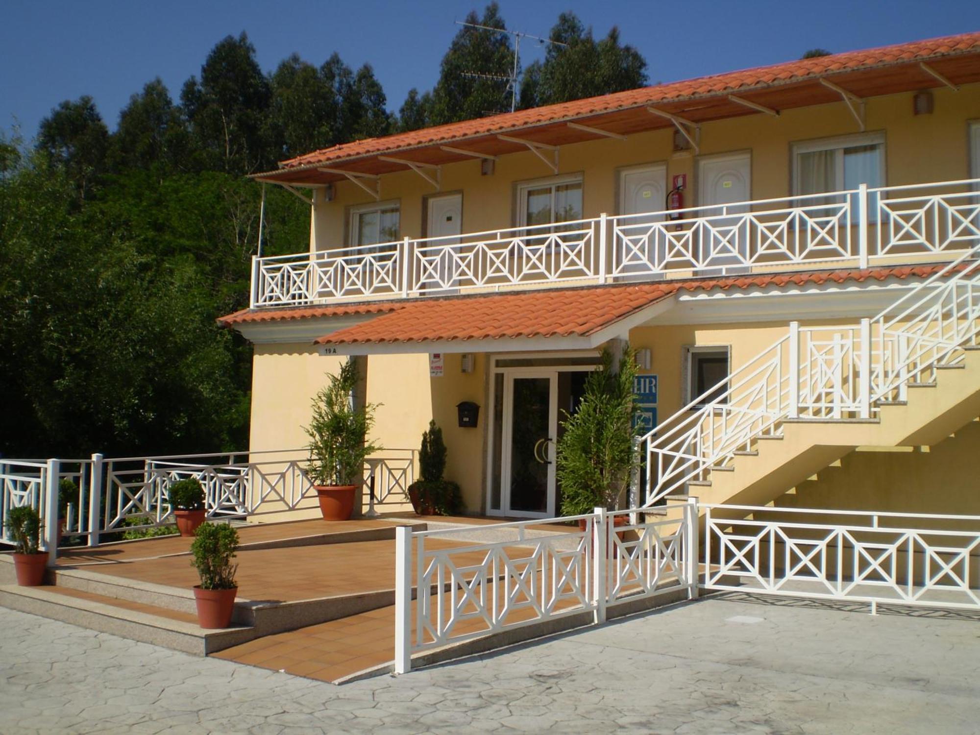 Sun Galicia Hotel Y Apartamentos Саншеншо Екстер'єр фото