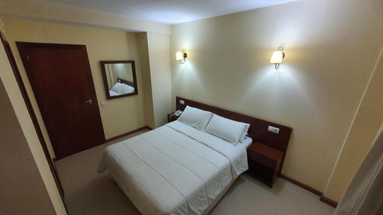 Sun Galicia Hotel Y Apartamentos Саншеншо Екстер'єр фото